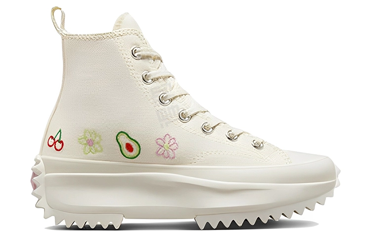 Converse Run Star Hike