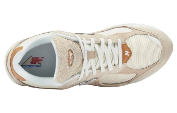 New Balance NB 2002R