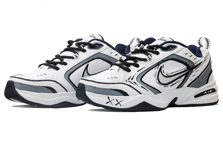 Nike Air Monarch 4