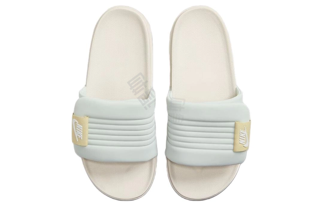 Nike Offcourt Adjust Slide