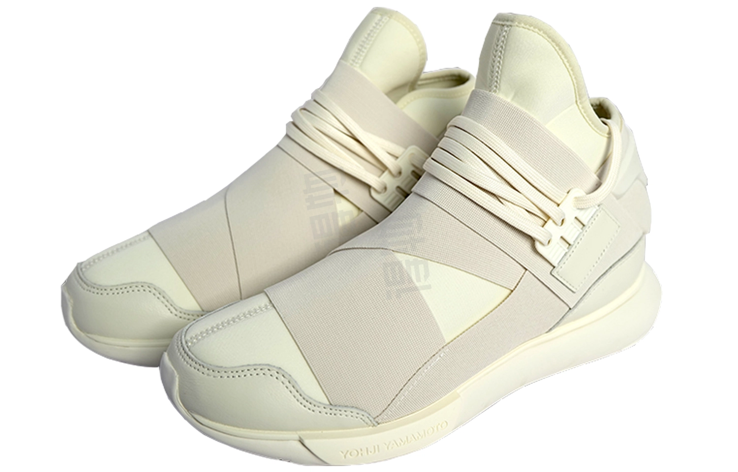 Y-3 Qasa