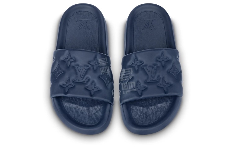 LOUIS VUITTON Waterfront Mule