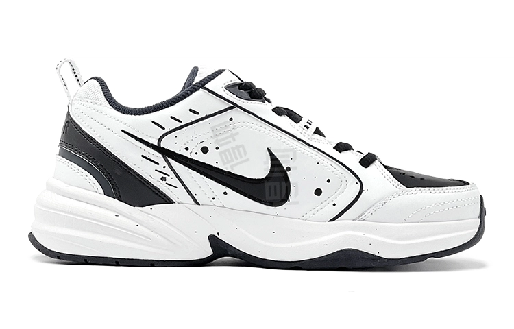Nike Air Monarch 4