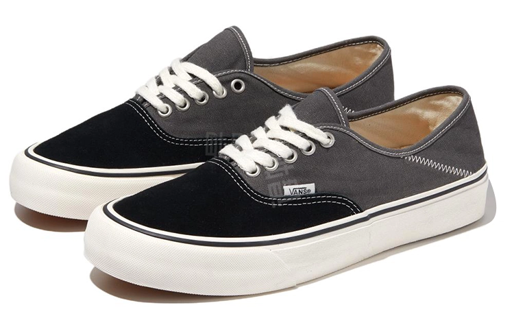 Vans Authentic VR3