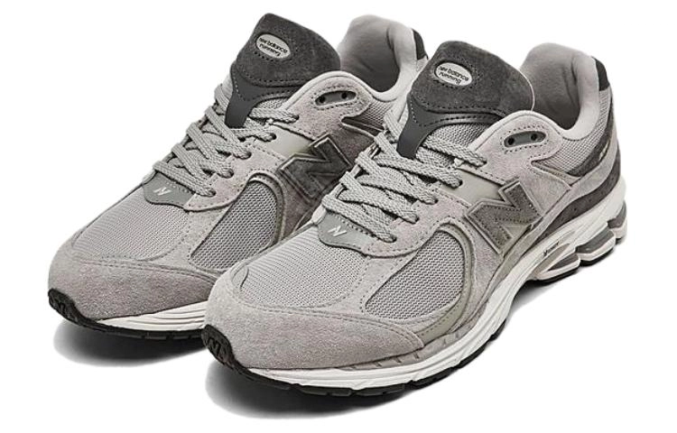 New Balance NB 2002R