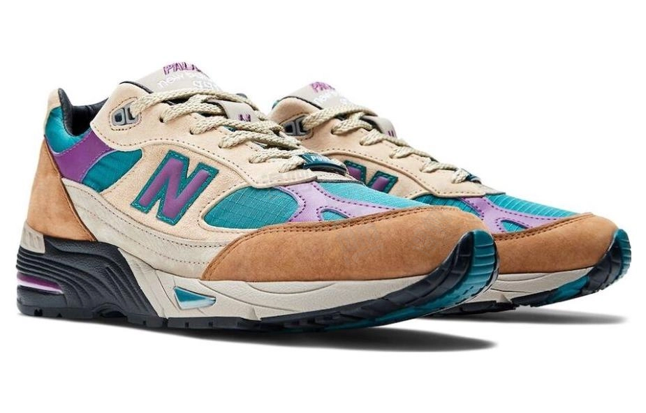 PALACE x New Balance NB 991