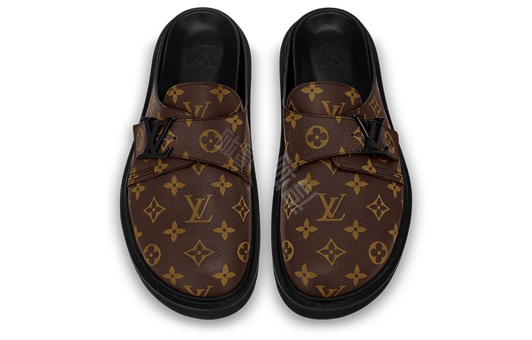 LOUIS VUITTON Easy