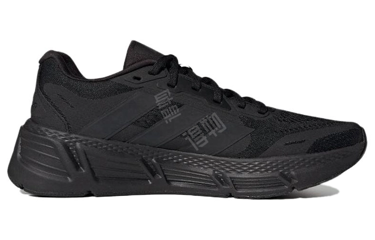 adidas Questar 2M