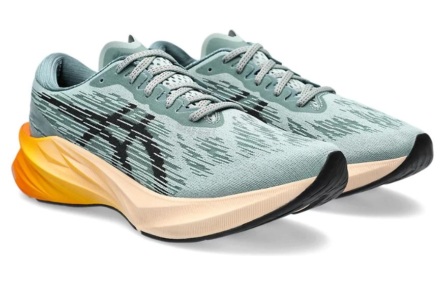 Asics Novablast 3