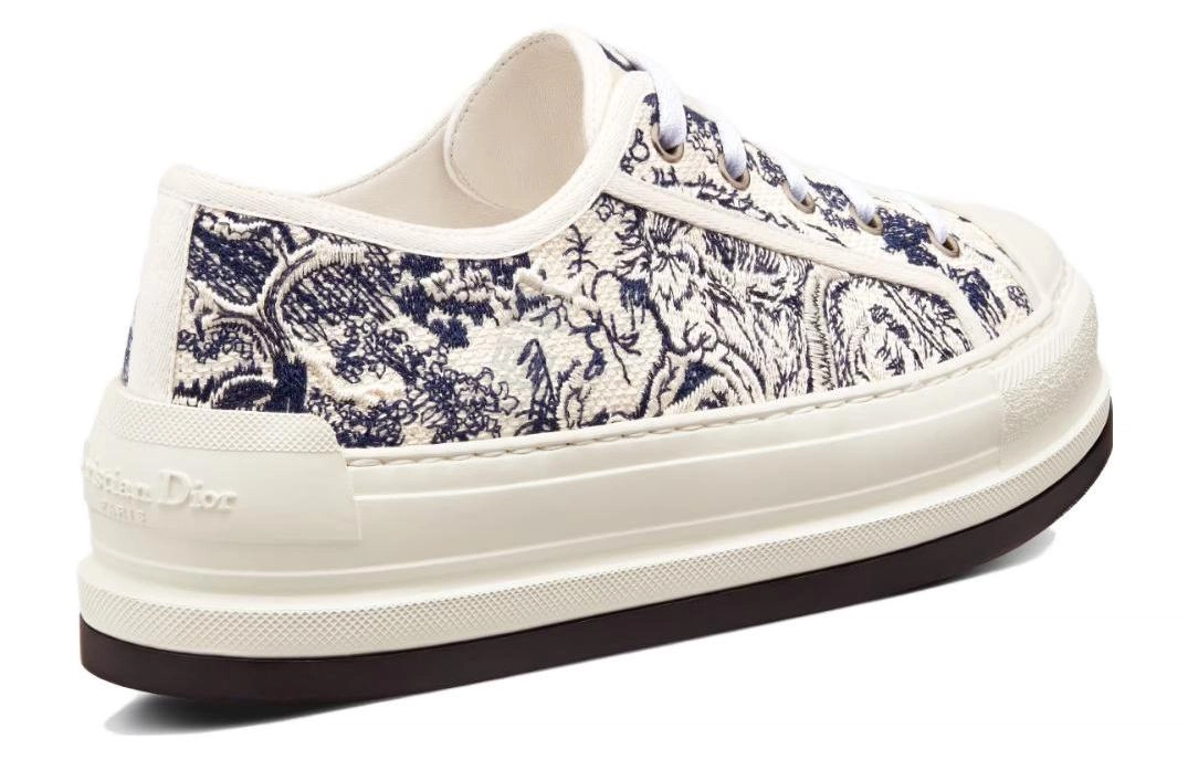 DIOR Walk'n'Dior