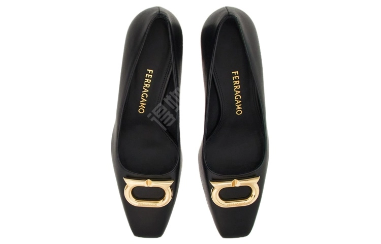 FERRAGAMO GANCINI 6cm