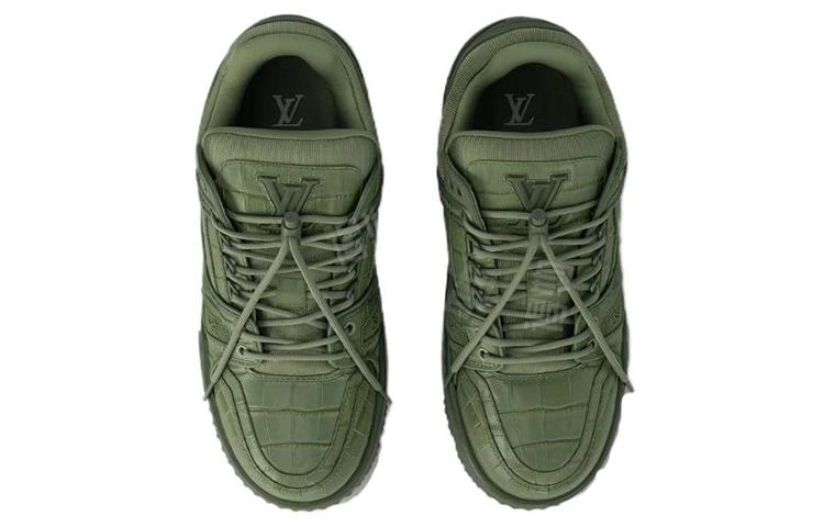 LOUIS VUITTON Trainer Maxi 24K