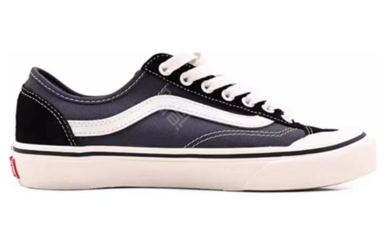 Vans Style 136 Decon VR3 SF