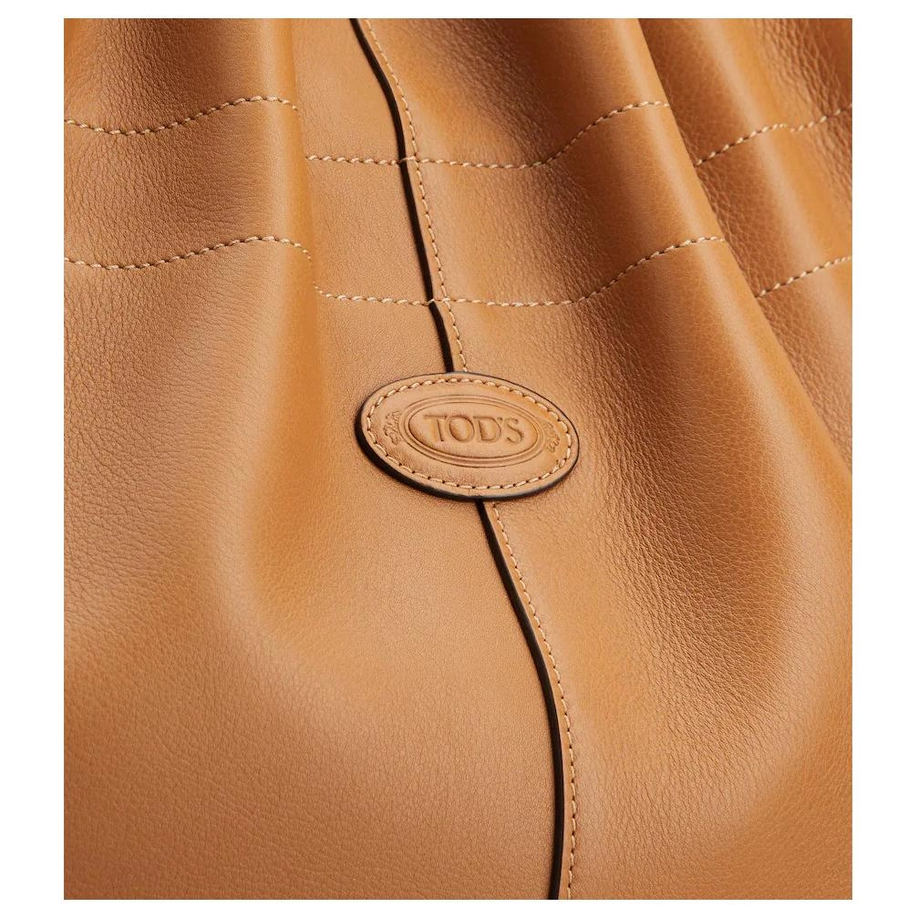 TOD'S DI Logo