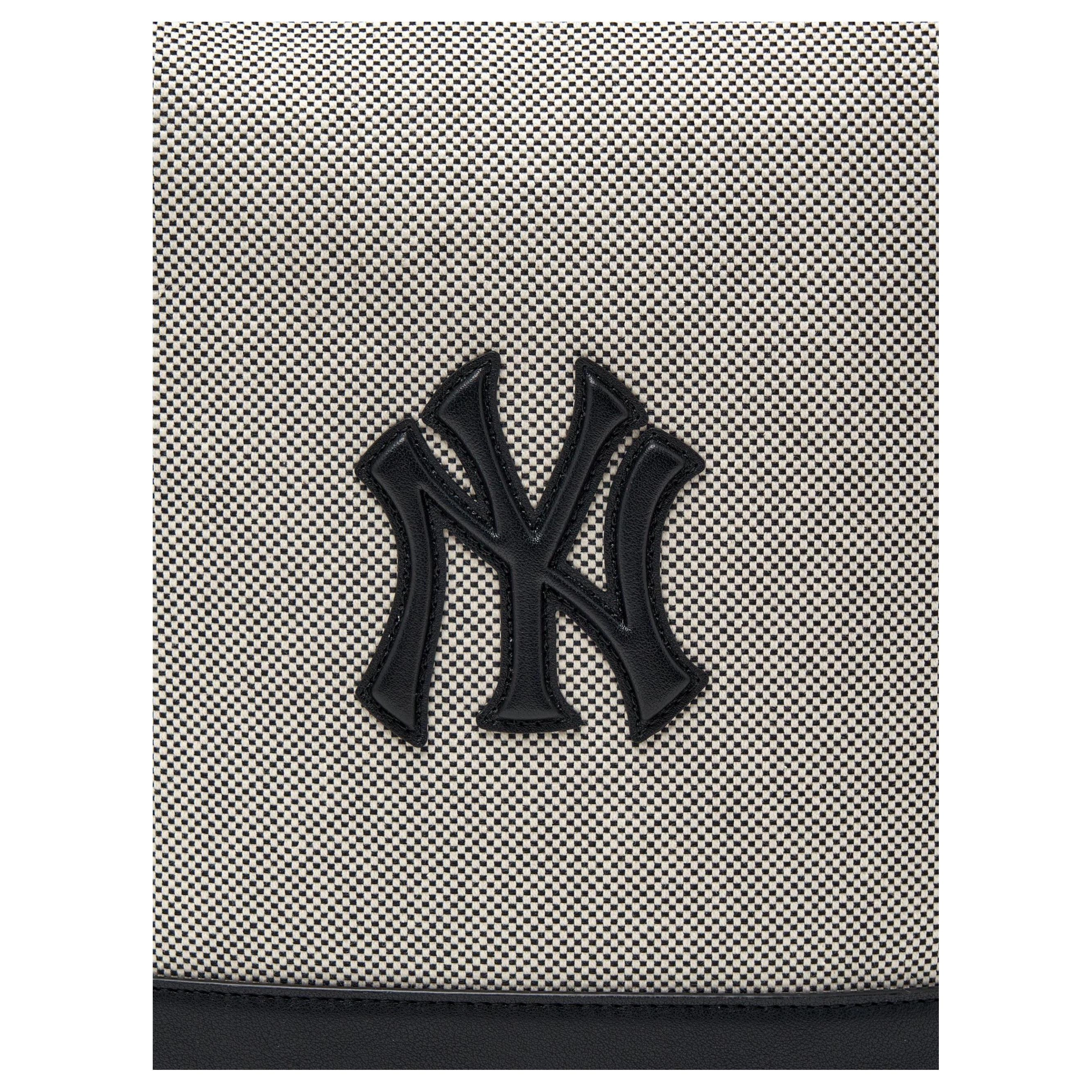 MLB Basic Logo