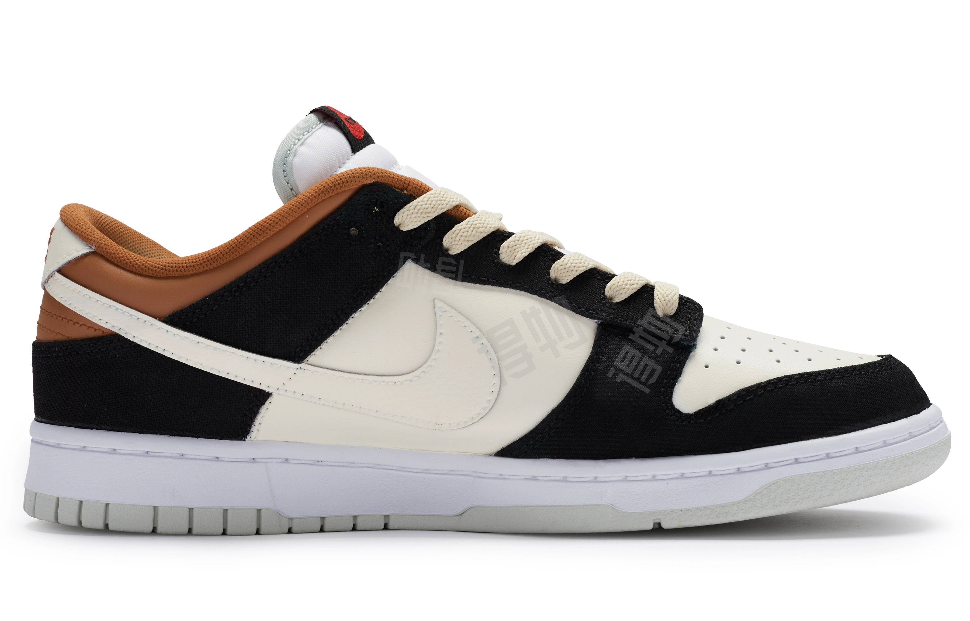 Nike Dunk Low 811