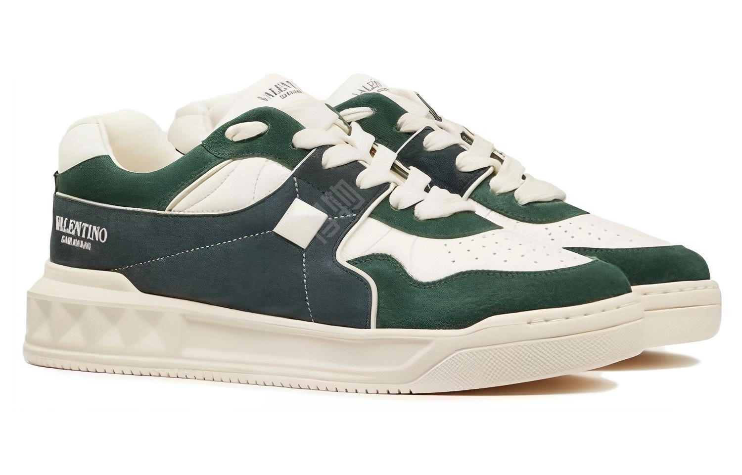Valentino One Stud