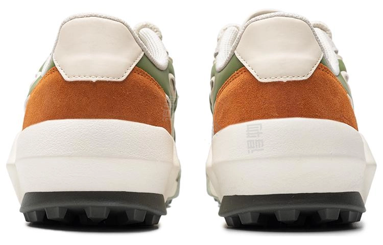Onitsuka Tiger Big Logo Trainer