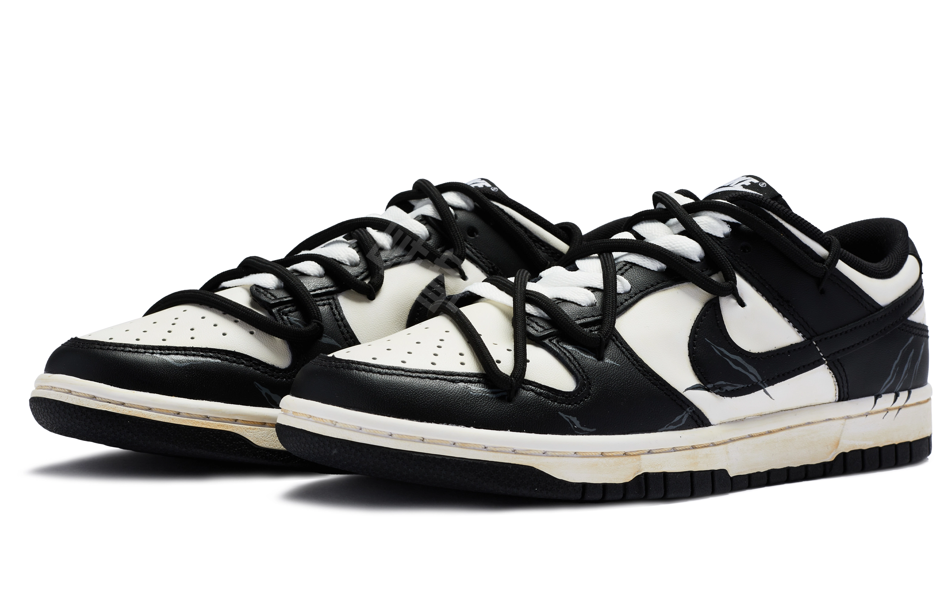 Nike Dunk Low 811