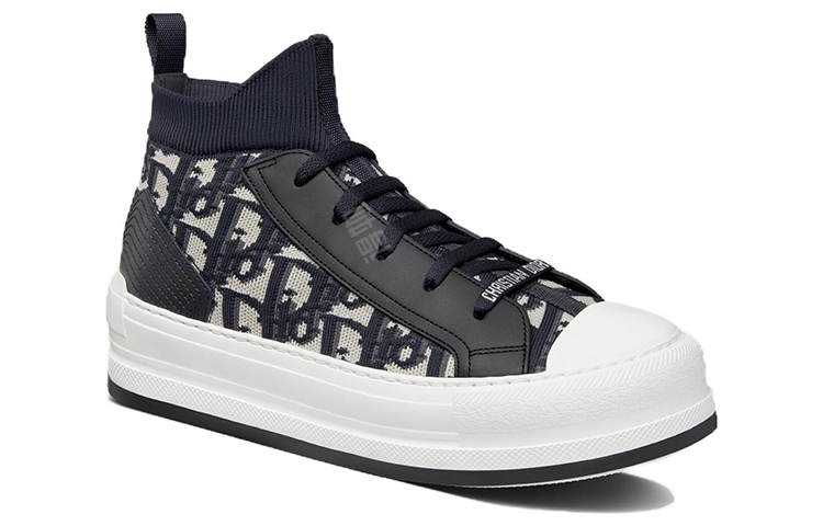 DIOR Walk'n'Dior