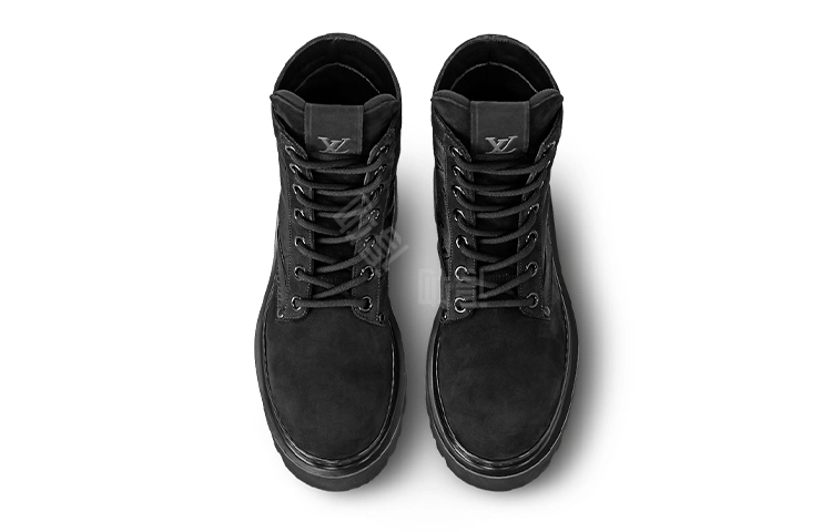 LOUIS VUITTON Ranger