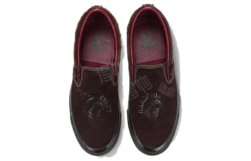 Randomevent x Vans slip-on