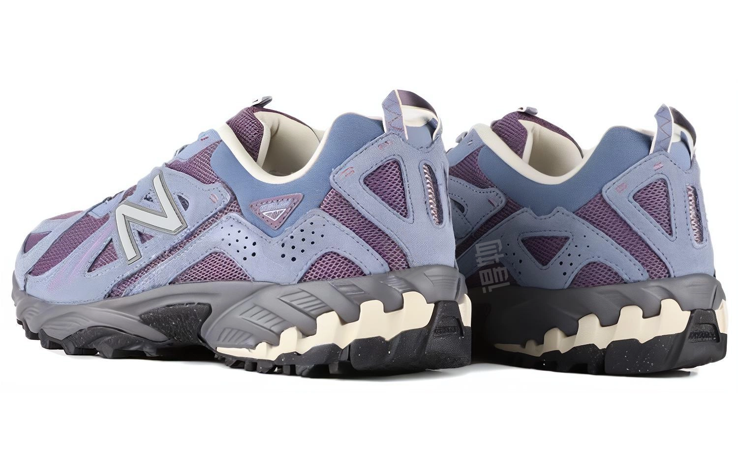 New Balance 610T