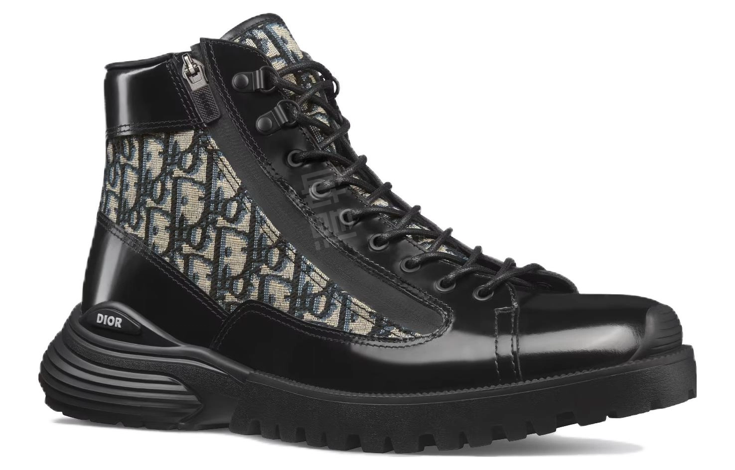 DIOR Combat