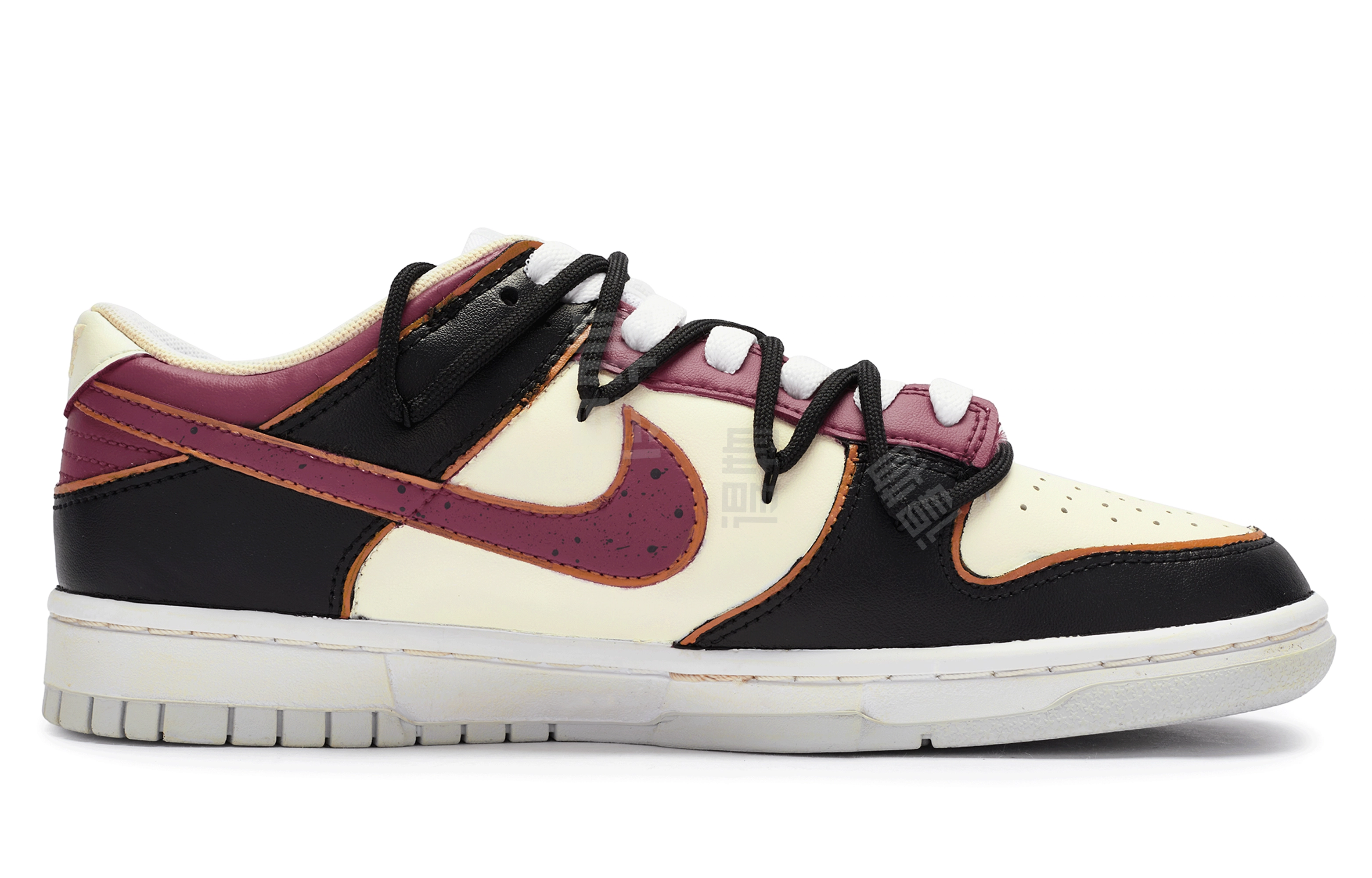 Nike Dunk Low 811