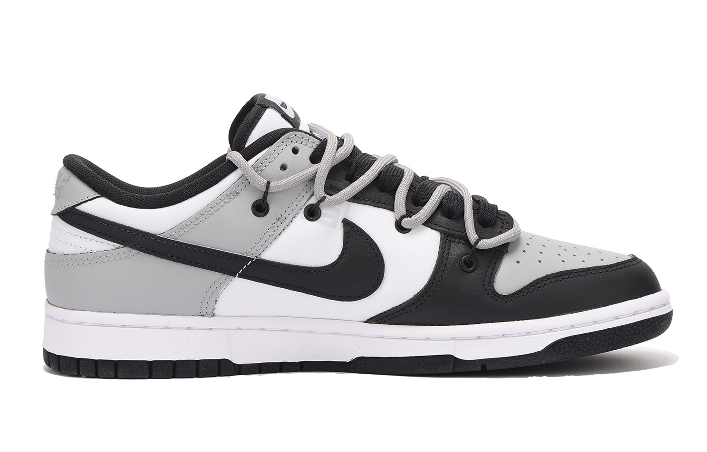 Nike Dunk Low vibe
