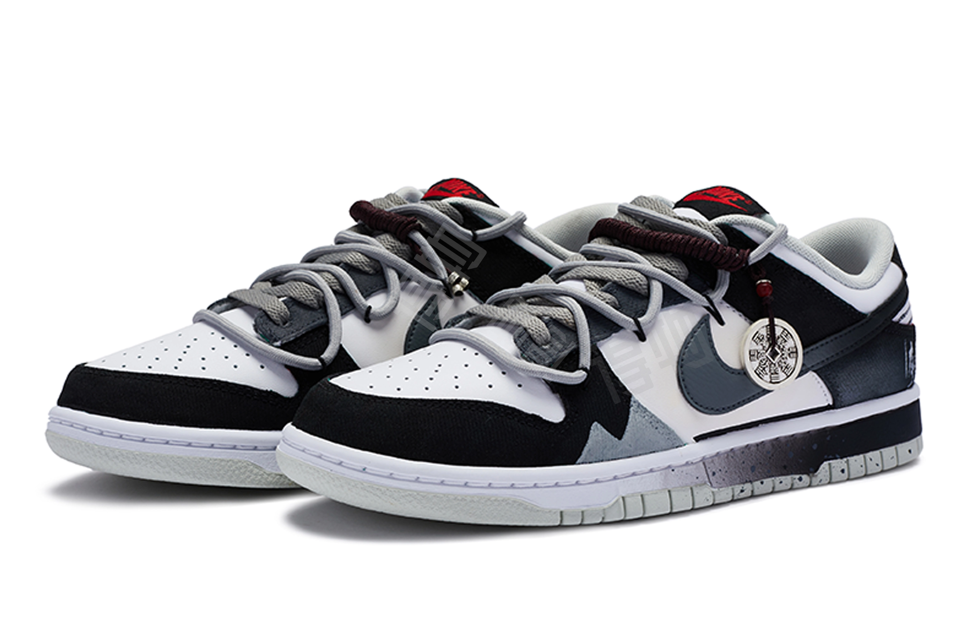 Nike Dunk Low 811 GS