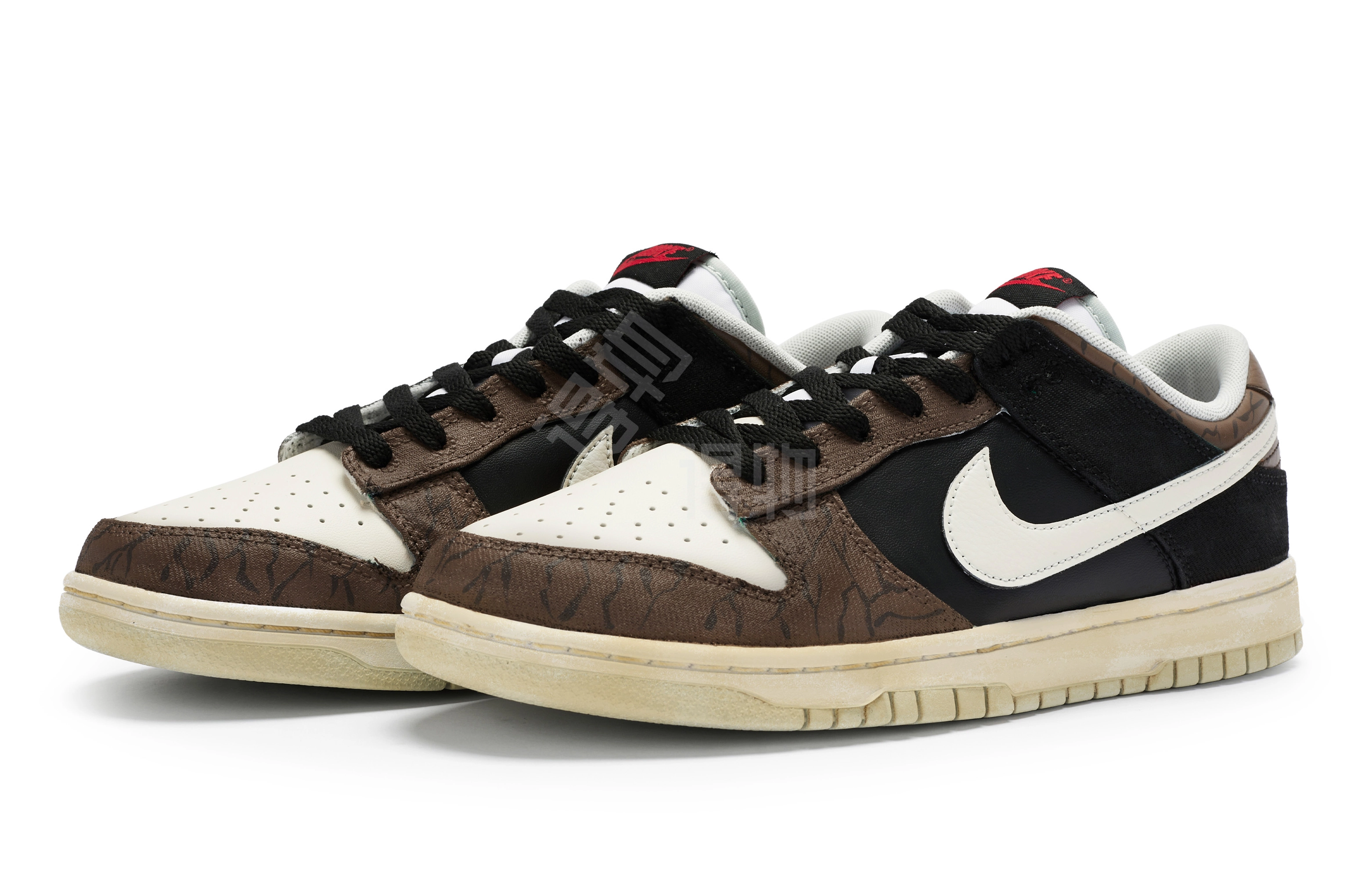Nike Dunk Low 811 GS