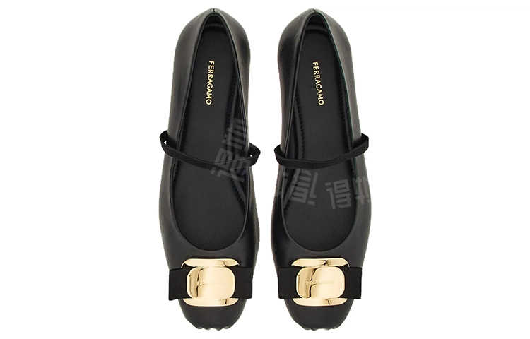 FERRAGAMO Vara 0.5cm