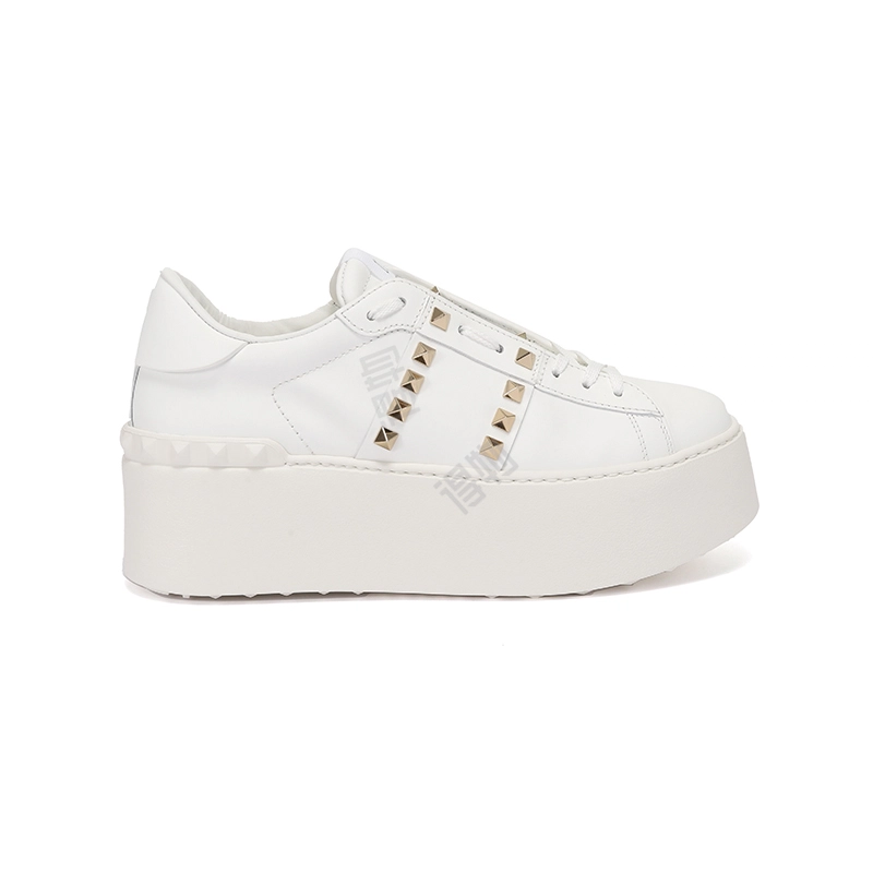 Valentino ROCKSTUD UNTITLED