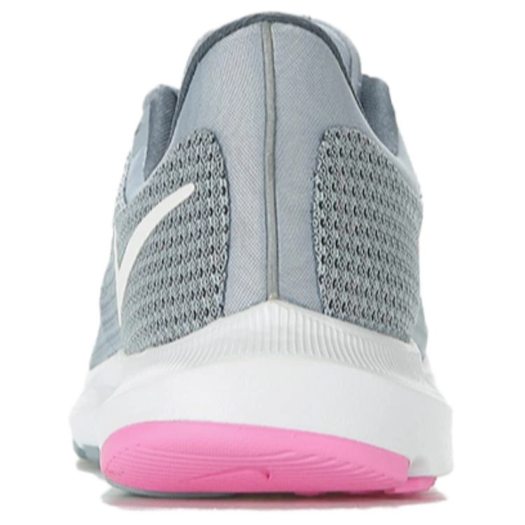 Nike Quest 3