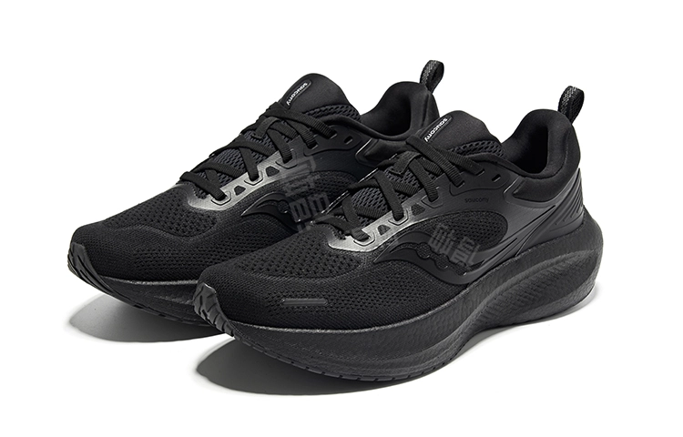 Saucony Surge 3
