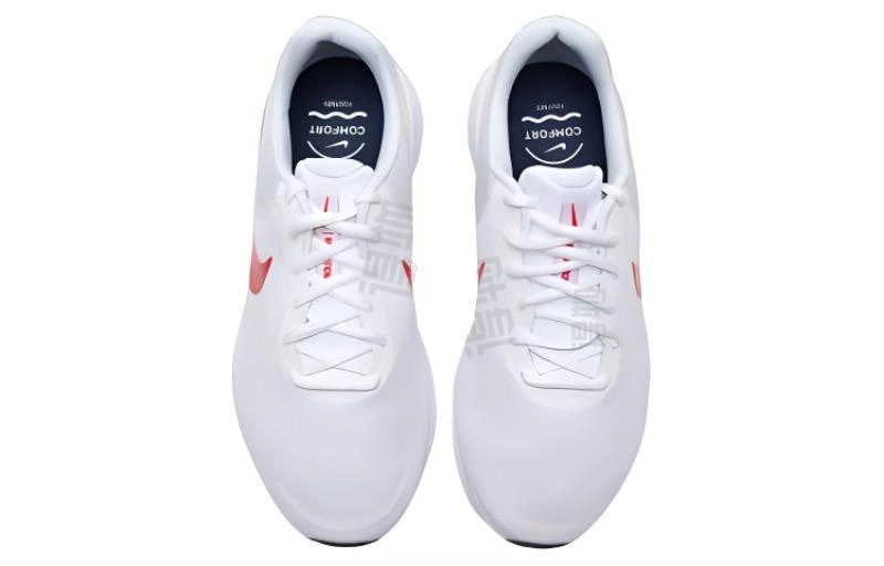 Nike REVOLUTION 7