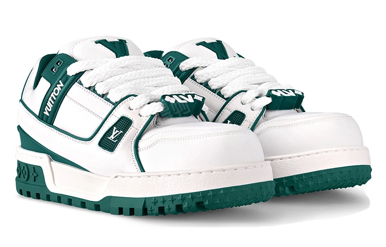 LOUIS VUITTON Trainer Maxi LV