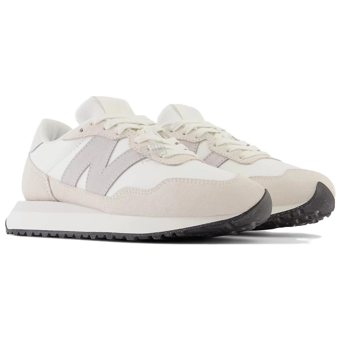 New Balance NB 237
