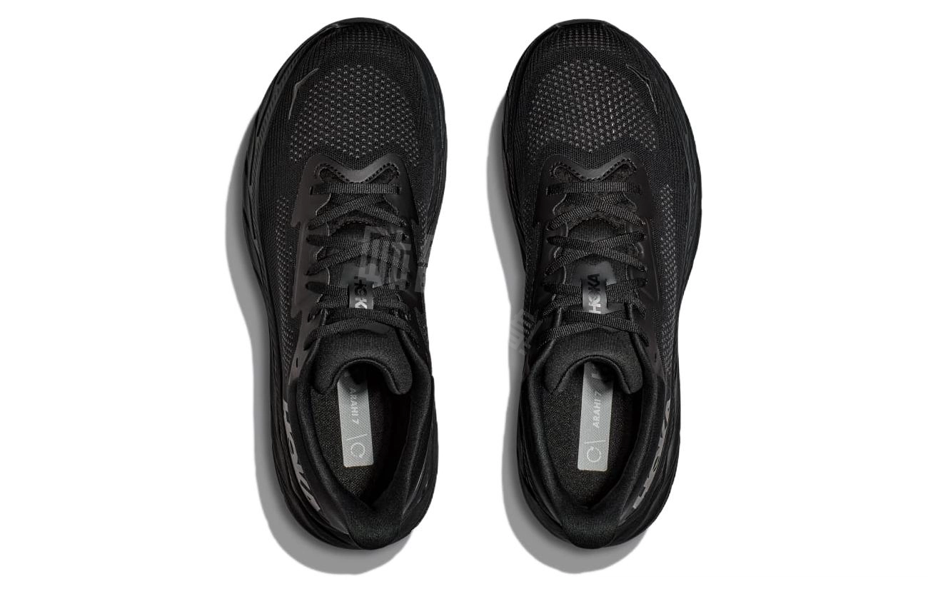 HOKA ONE ONE