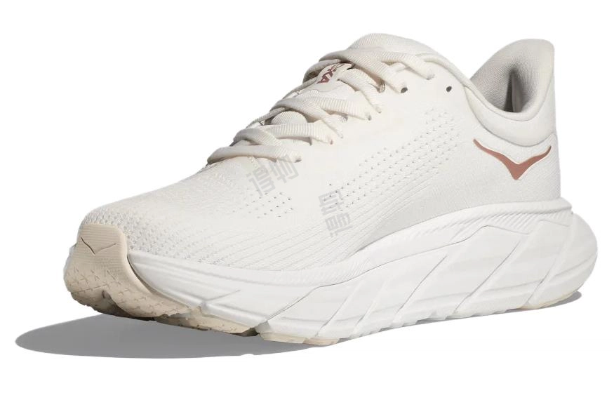 HOKA ONE ONE