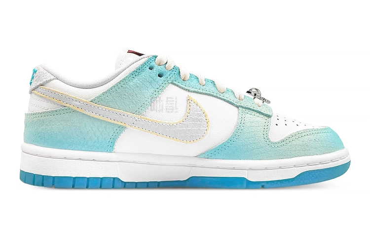 Nike Dunk Low LX CNY Year Of The Dragon