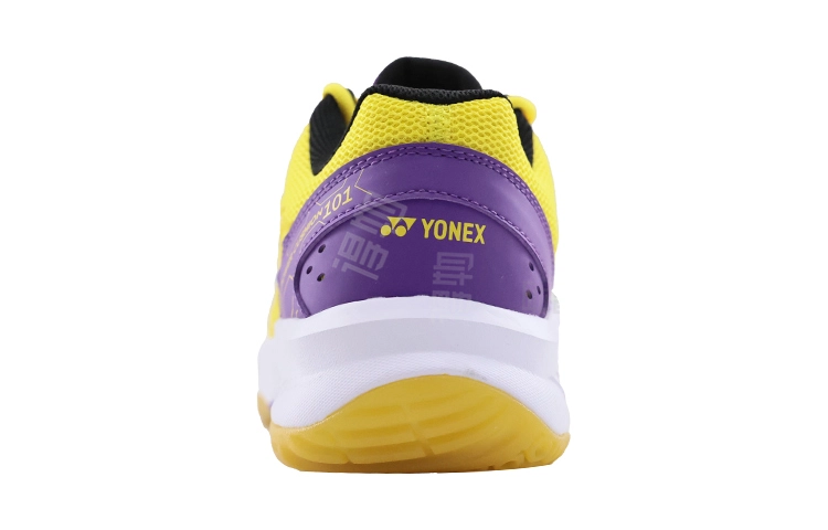 YONEX