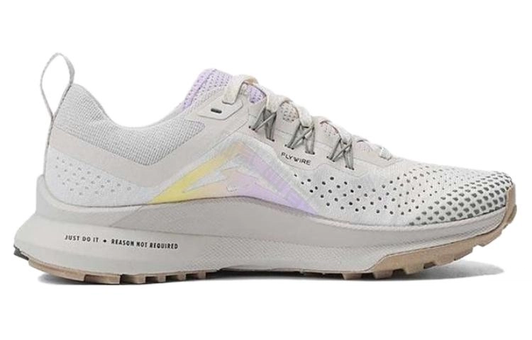 Nike Pegasus Trail 4 React