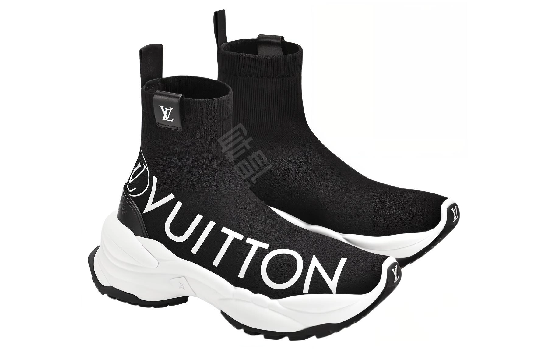 LOUIS VUITTON Run 55