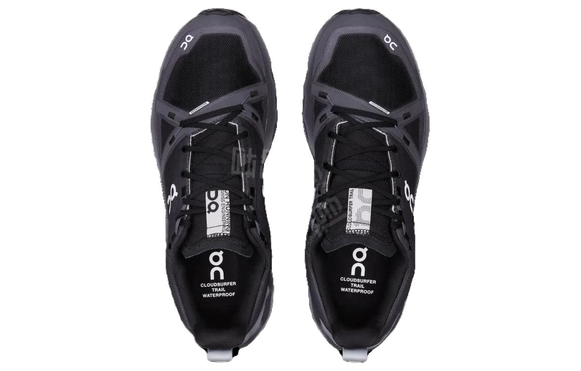 On Cloudsurfer Trail Waterproof