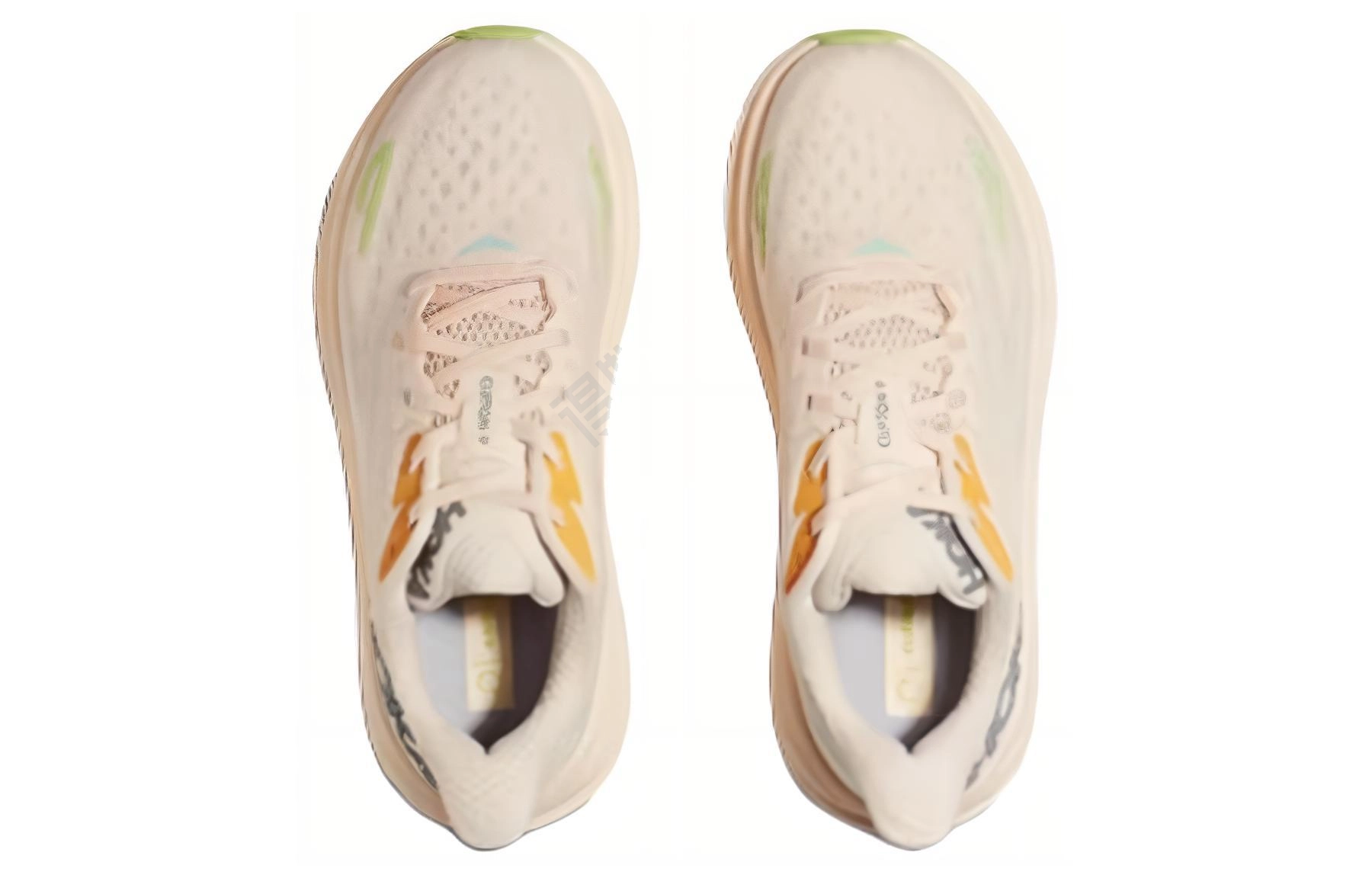 HOKA ONE ONE