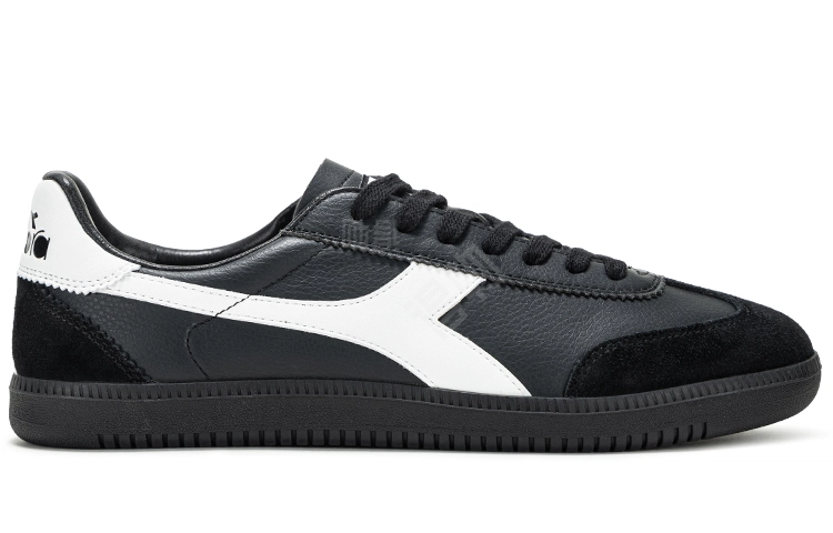 diadora