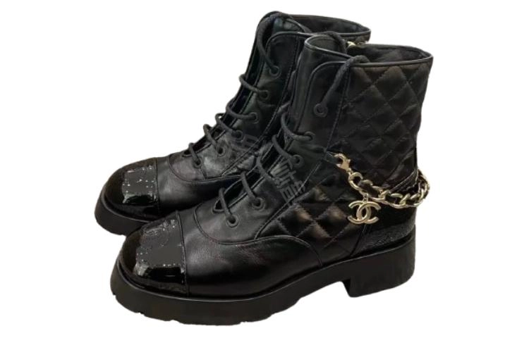 CHANEL 24S