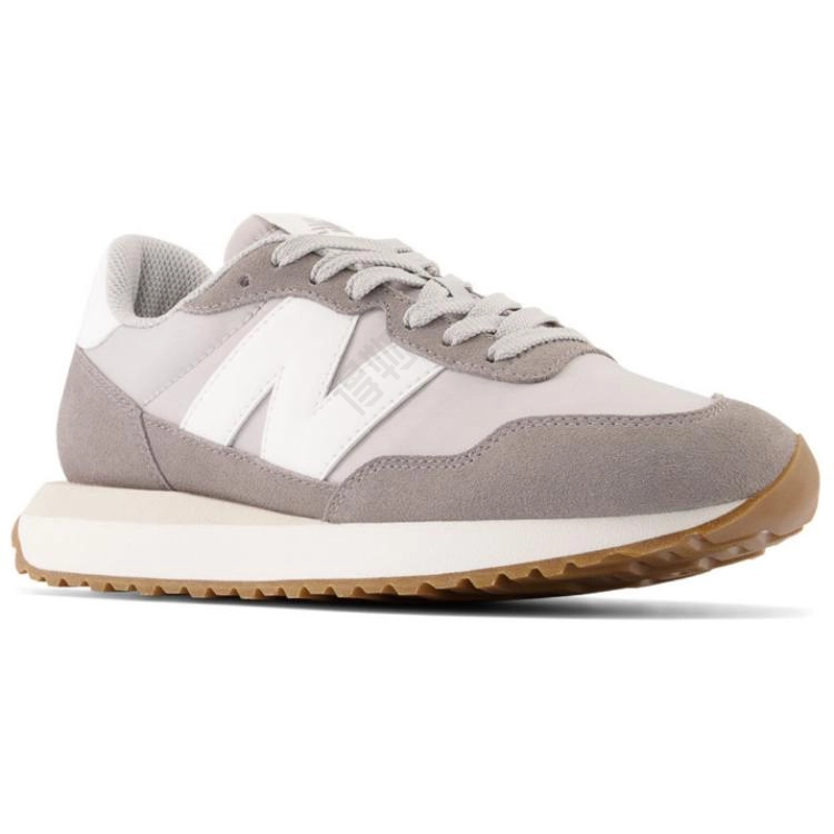 New Balance NB 237 v1